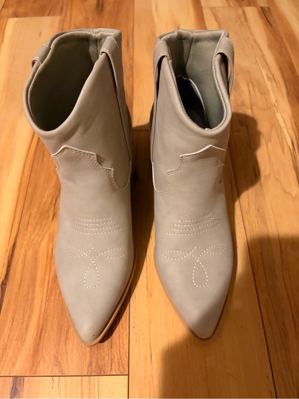 Qupid Grey Pointed Toe Western Ankle Boots